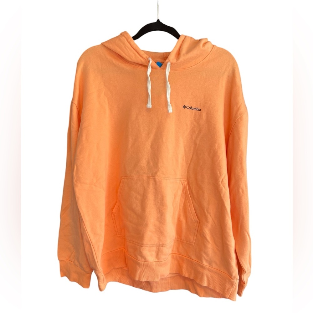Columbia Sportswear Light Peach Graphic Sweatshirt 🏔️